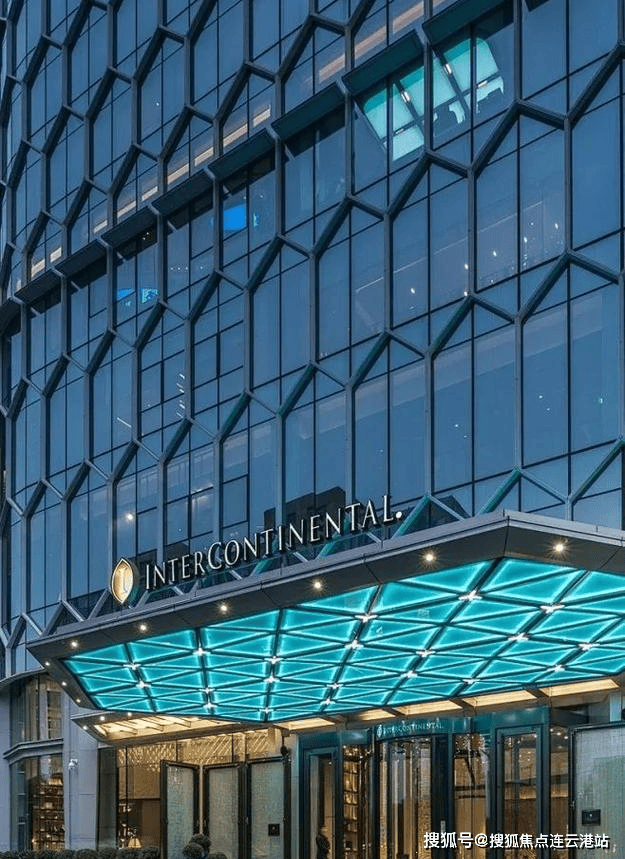 君豪ONE53钱江新城顶豪测评|近江锦苑南侧,富春路与五星路交汇,B&B Italia家具与全屋净水系统的品质拆解