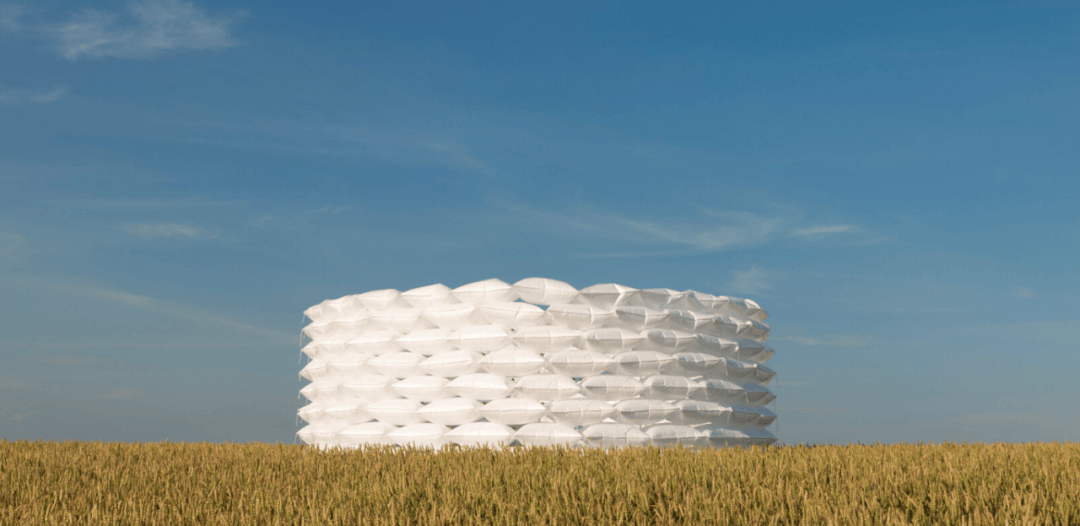 Gregory Orekhov充气沙袋装置创建了柔软的圆形路障