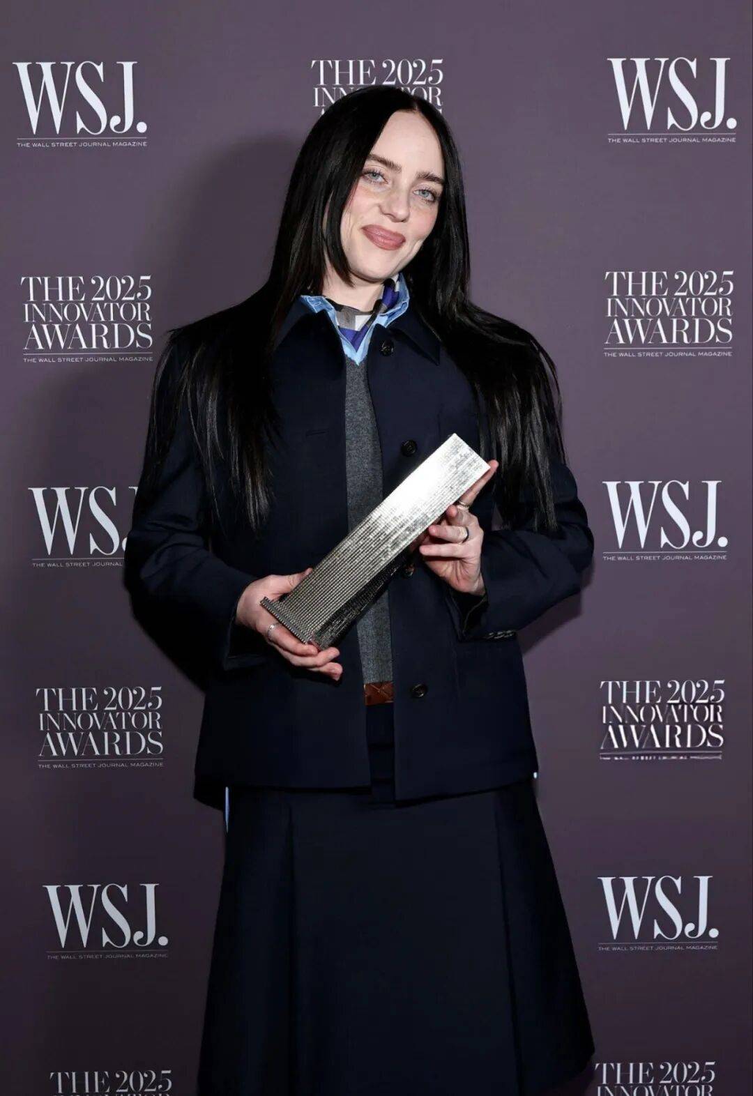 碧梨 Billie Eilish 呼吁亿万富翁捐出财富