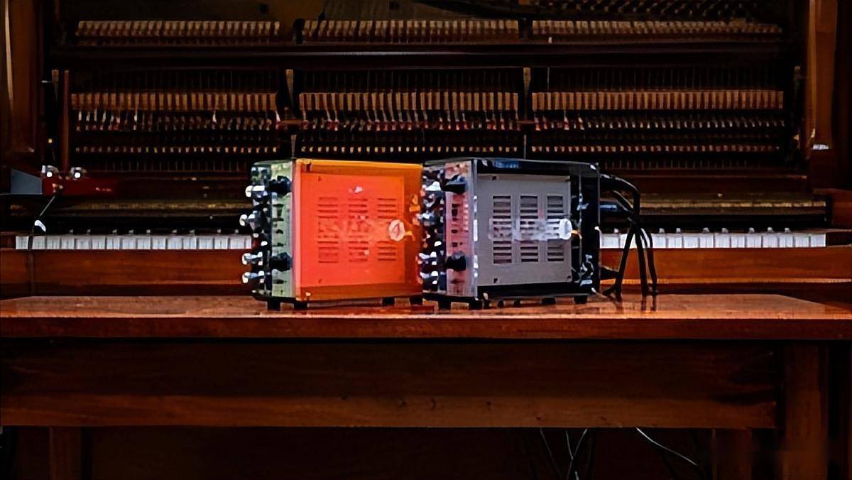 精准 ribbon 音效的模块化设计：AEA 推出全新 500 系列模块 RPQ503 及 Snaqbox 机架