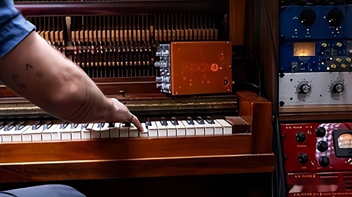 精准 ribbon 音效的模块化设计：AEA 推出全新 500 系列模块 RPQ503 及 Snaqbox 机架