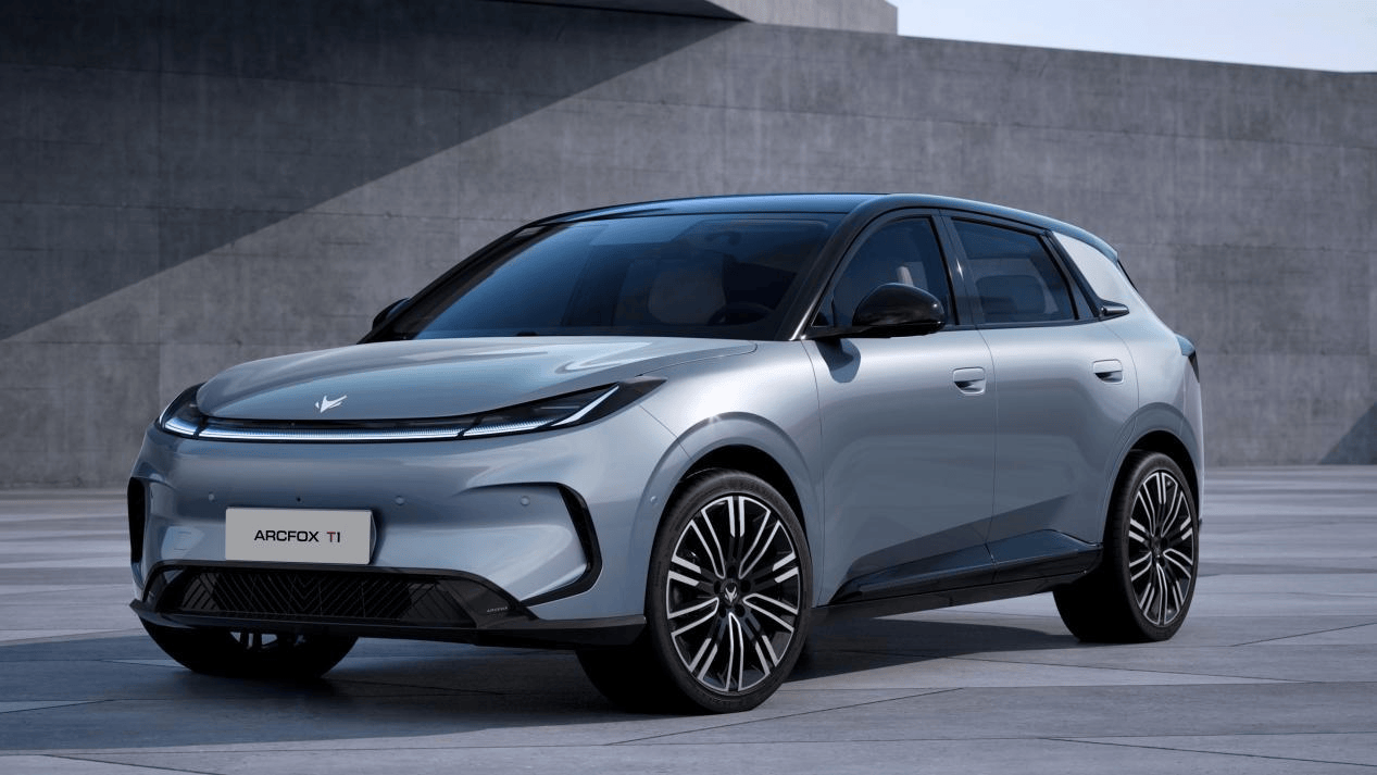 北极星数字智能架构发布,极狐T1开启预售6.88万起